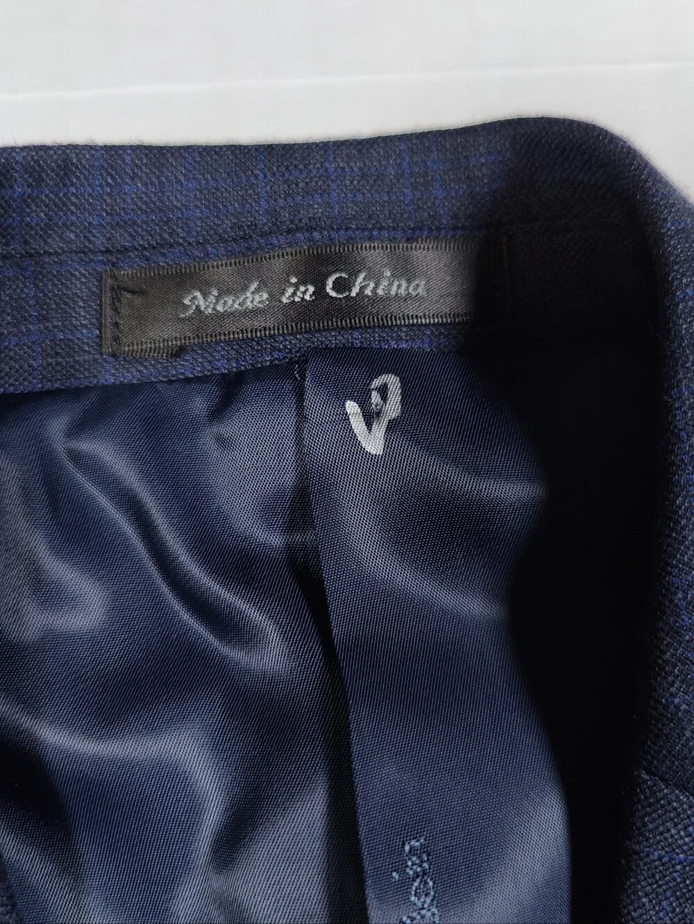 Calvin Klein shoulder ~16